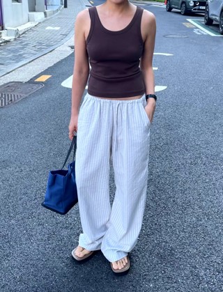 白色