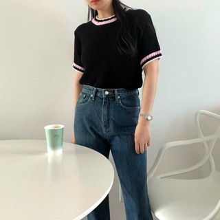 黑色