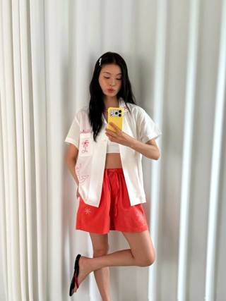 白色