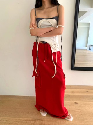 红色