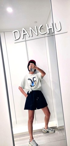 白色