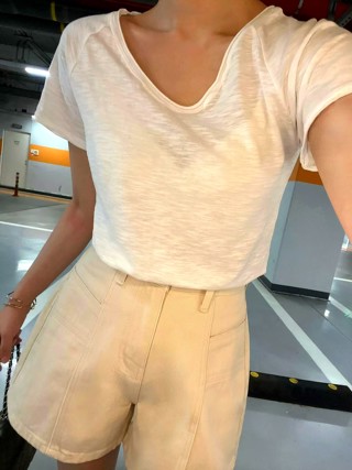 白色