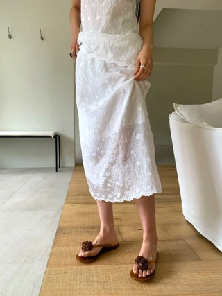 白色