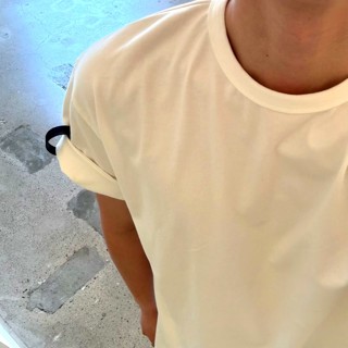 白色