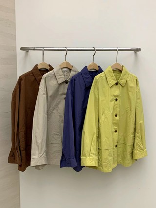 黄色