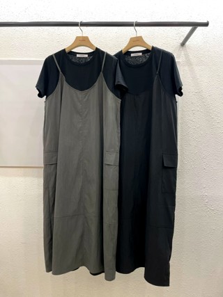 灰色