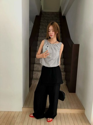 灰色