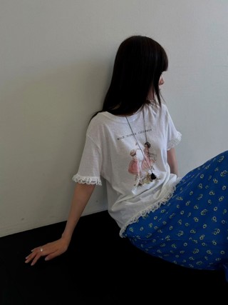 白色