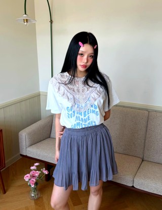 白色
