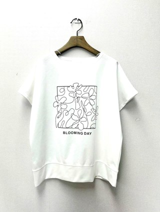 白色