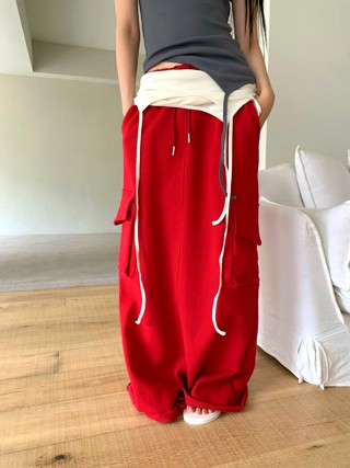 红色