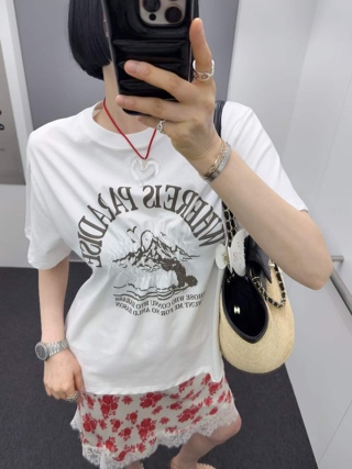 白色