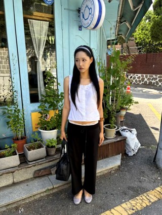 白色