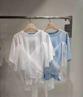 白色