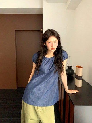 蓝色