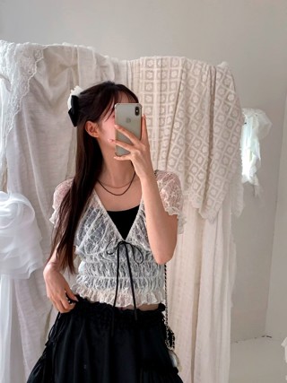 白色