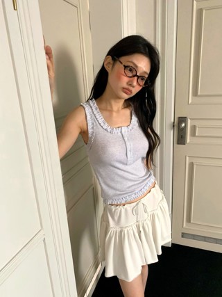 白色