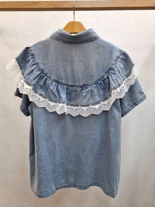 蓝色