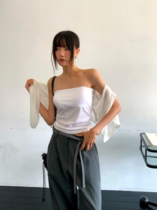 白色