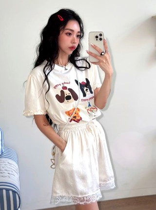 白色