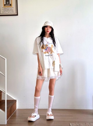 白色
