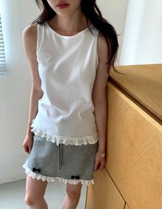 白色