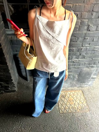 白色