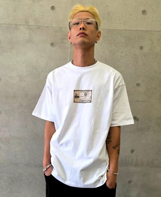 白色