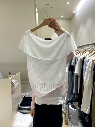 白色