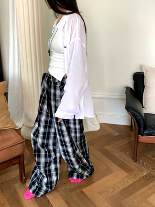 白色