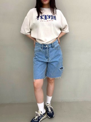 蓝色