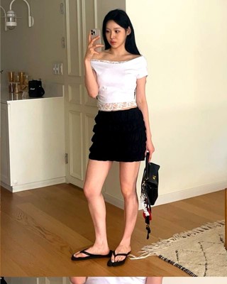 黑色