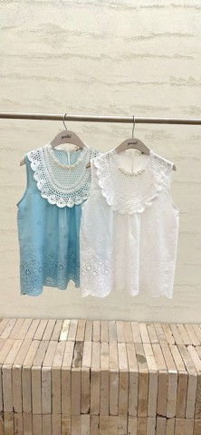 蓝色