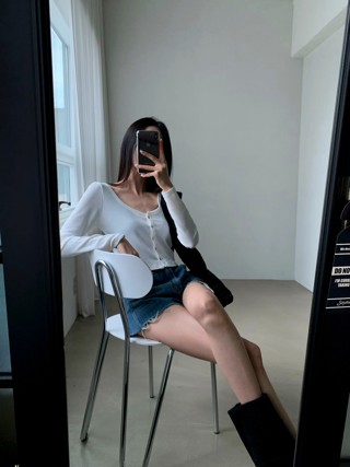 白色