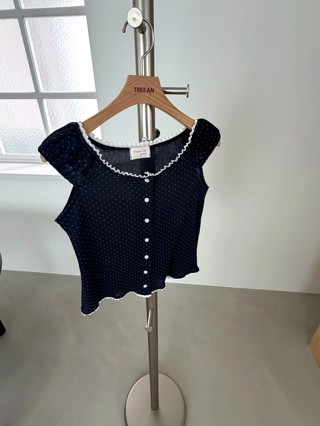 深蓝色