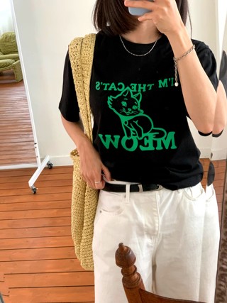 黑色