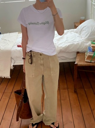 白色