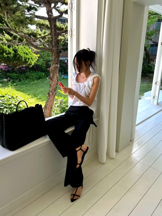 白色