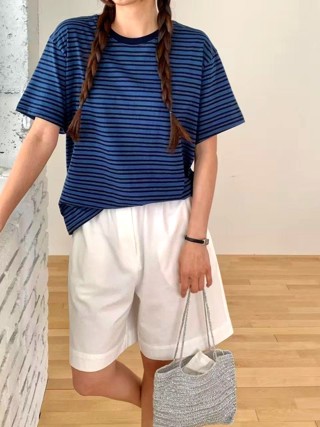 白色