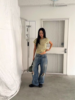 黄色
