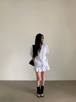 白色