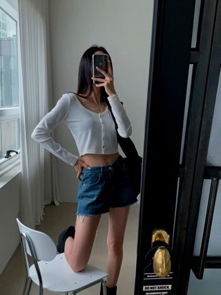 白色