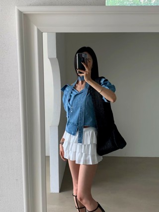 蓝色