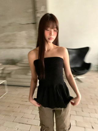 黑色