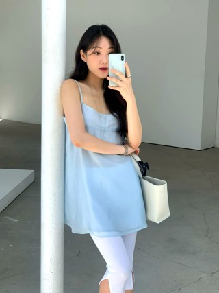 蓝色