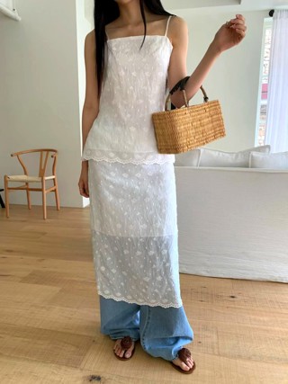 白色