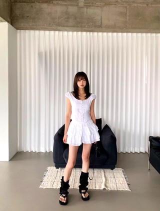 白色