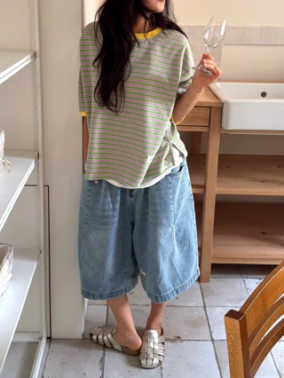 灰色