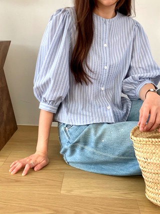 蓝色