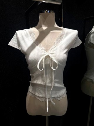 白色